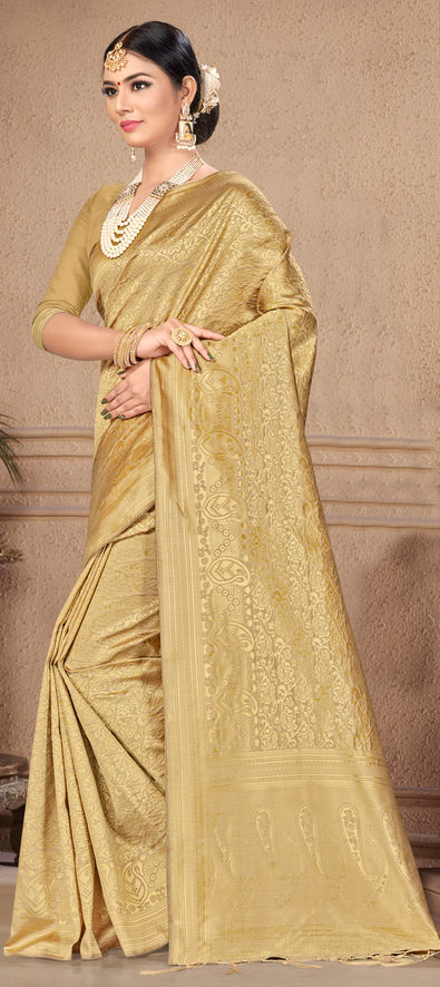Banarasi Silk Traditional Saree in Gold with Weaving Work-1631450